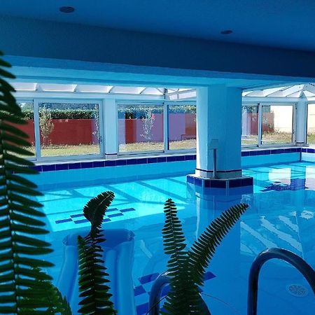 Apartments Ana Wellness S 로비니 외부 사진