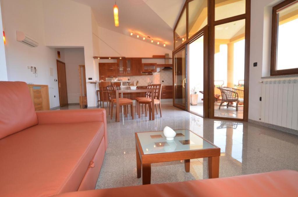 Apartments Ana Wellness S 로비니 외부 사진