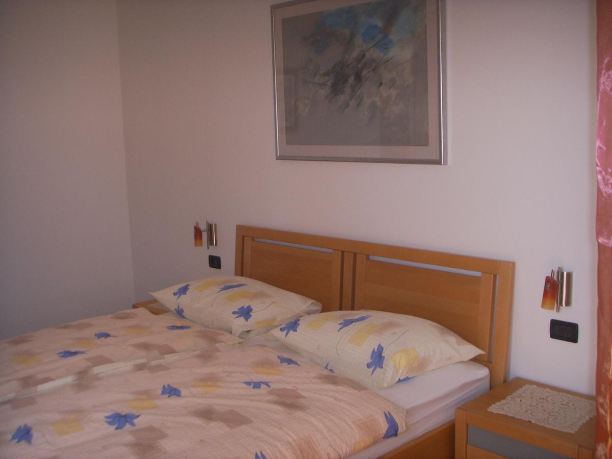 Apartments Ana Wellness S 로비니 외부 사진